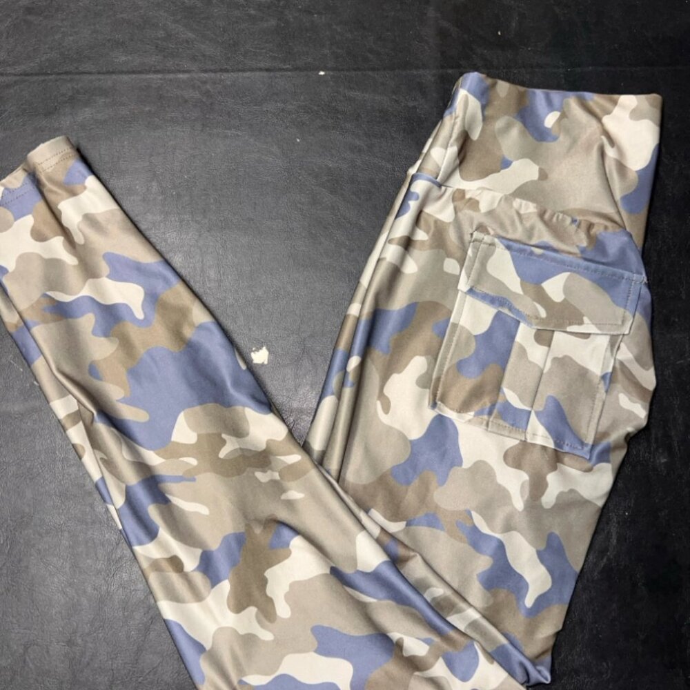 Women Medium Camo Cargo Flattering Accenting‎ Booty Pocket Ankle Legging (GS1)